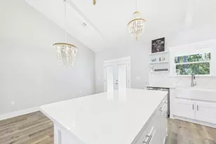 410 W Pine Street W, Mary Esther, FL 32569 - Photo 17