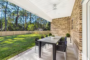 410 W Pine Street W, Mary Esther, FL 32569 - Photo 11