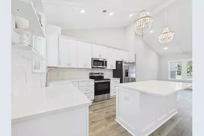 410 W Pine Street W, Mary Esther, FL 32569 - Photo 15