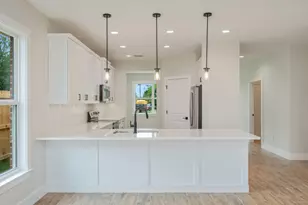 499 Apache St, Fort Walton Beach, FL 32547 - Photo 11