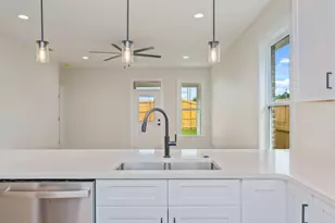 499 Apache St, Fort Walton Beach, FL 32547 - Photo 15