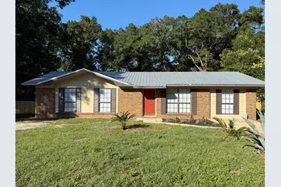 298 Cross Drive, Crestview, FL 32536 - Photo 1