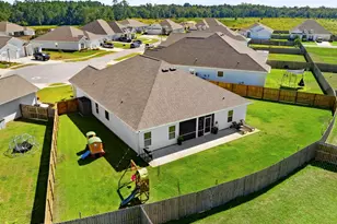 53 Siesta Cir, Freeport, FL 32439 - Photo 3