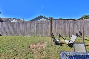 410 Woodland Park Cir, Mary Esther, FL 32569 - Photo 49