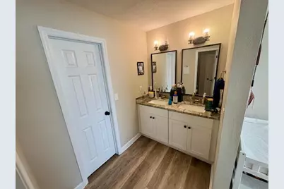 310 Wildwood Street, Mary Esther, FL 32569 - Photo 11