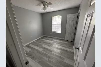 427 Triton Street, Crestview, FL 32536 - Photo 13