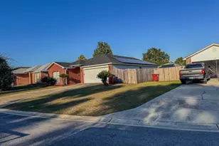 269 Limestone Cir, Crestview, FL 32539 - Photo 3