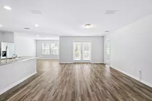 462 Whispering Creek Ave, Freeport, FL 32439 - Photo 5