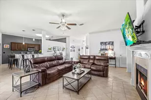 1896 Sundown Dr, Navarre, FL 32566 - Photo 9