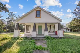 198 E 1st Ave E, Crestview, FL 32536 - Photo 1