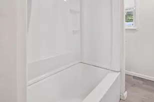 198 E 1st Ave E, Crestview, FL 32536 - Photo 17