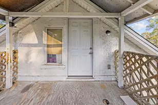 198 E 1st Ave E, Crestview, FL 32536 - Photo 29