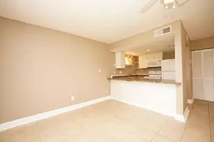 308 Miracle Strip Pkwy, Fort Walton Beach, FL 32548 - Photo 11