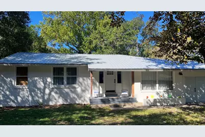 226 NE Bradley Drive NE, Fort Walton Beach, FL 32547 - Photo 1