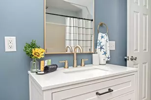 226 NE Bradley Dr NE, Fort Walton Beach, FL 32547 - Photo 13