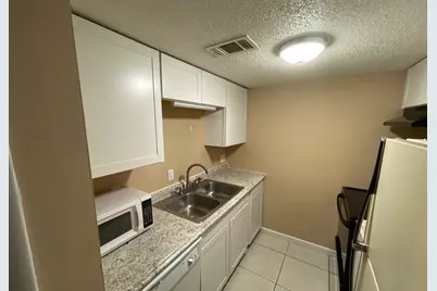 201 E College Boulevard #UNIT 57, Niceville, FL 32578 - Photo 1