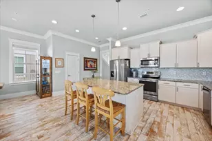 1487 Seaside Cir, Navarre, FL 32566 - Photo 19