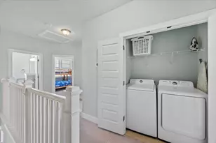 1487 Seaside Cir, Navarre, FL 32566 - Photo 39