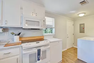 227 Third Ave, Crestview, FL 32536 - Photo 7