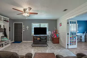 228 NW Watson Dr NW, Fort Walton Beach, FL 32548 - Photo 7