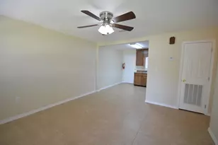 715 Greenwood St, Fort Walton Beach, FL 32547 - Photo 1