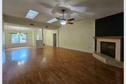 213 Hillside Drive, Niceville, FL 32578 - Photo 7