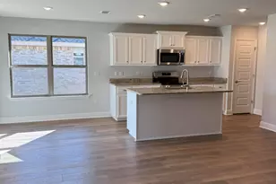 197 Ridgeway Cir, Crestview, FL 32536 - Photo 5