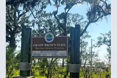 75 Hankins Road, Freeport, FL 32439 - Photo 11