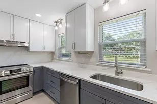 29 11th St, Shalimar, FL 32579 - Photo 17