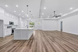 7179 Freedom Ct, Navarre, FL 32566 - Photo 7