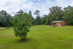 3754 Annie Rd, Marianna, FL 32446 - Photo 19