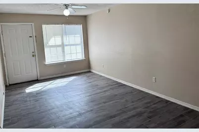 6903 Sea Turtle Circle #B, Navarre, FL 32566 - Photo 3