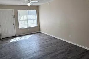 6903 Sea Turtle Cir, Navarre, FL 32566 - Photo 3