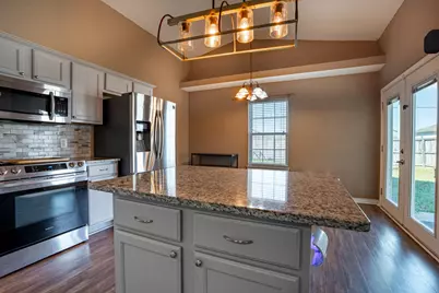 104 Sandstone Trail, Crestview, FL 32539 - Photo 17