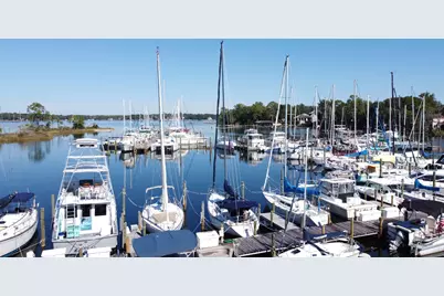 1208 Oakmont Drive, Niceville, FL 32578 - Photo 43