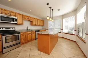 1208 Oakmont Dr, Niceville, FL 32578 - Photo 9