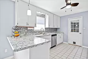 479 Cascabellas St, Mary Esther, FL 32569 - Photo 11