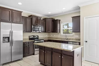 125 Whitman Way, Freeport, FL 32439 - Photo 13