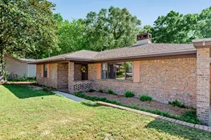 315 Florida St, Niceville, FL 32578 - Photo 5