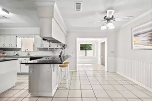315 Florida St, Niceville, FL 32578 - Photo 15