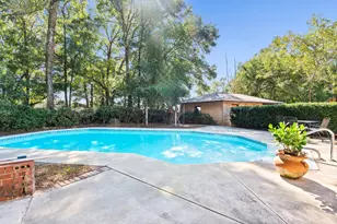 315 Florida St, Niceville, FL 32578 - Photo 3