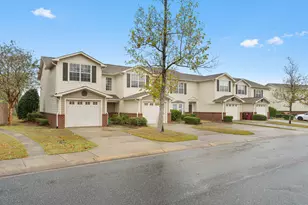 747 Majestic Dr, Crestview, FL 32536 - Photo 1