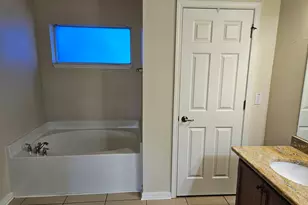 2406 Halfmoon Ln, Crestview, FL 32536 - Photo 7