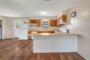 1600 Lahaina Ct, Gulf Breeze, FL 32563 - Photo 15