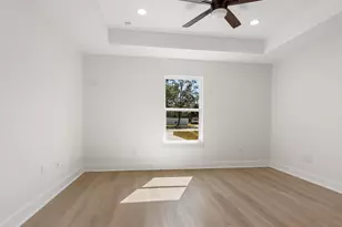 84 W Oleander Ave W, Defuniak Springs, FL 32433 - Photo 17