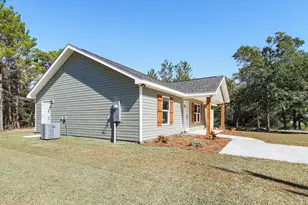 84 W Oleander Ave W, Defuniak Springs, FL 32433 - Photo 33