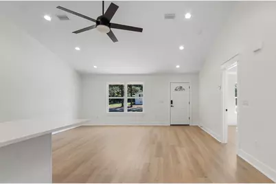 84 W Oleander Avenue W, Defuniak Springs, FL 32433 - Photo 15