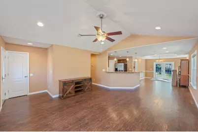 19 N Raphael Road N, Defuniak Springs, FL 32433 - Photo 5