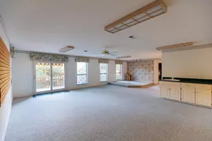 629 Carr Dr, Niceville, FL 32578 - Photo 35