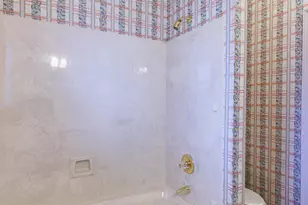 629 Carr Dr, Niceville, FL 32578 - Photo 21